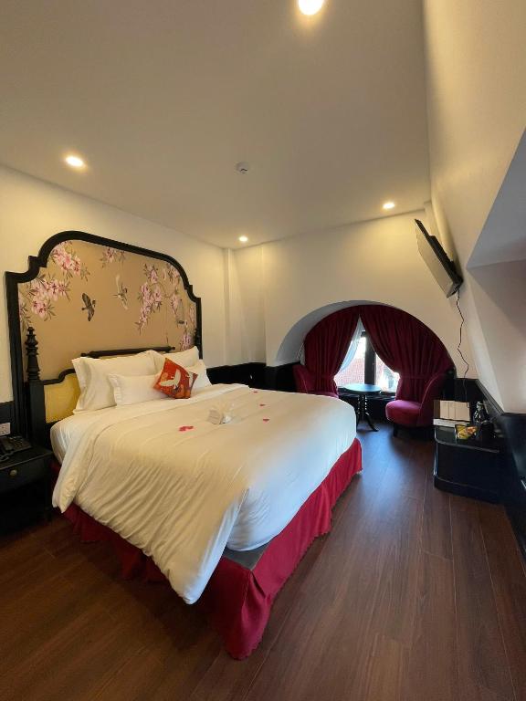 The ORCHID PREMIUM Hotel - 8