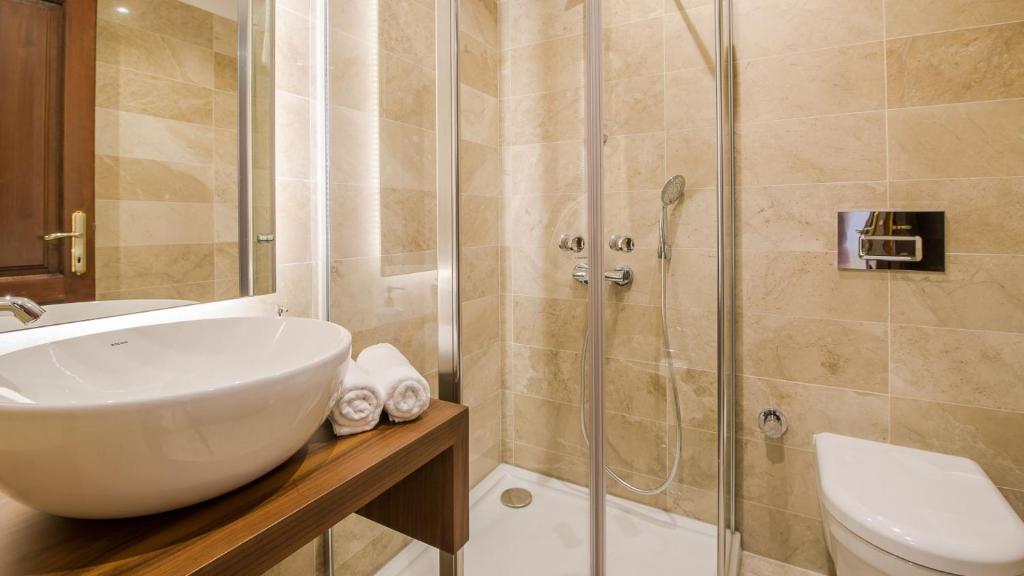 Koupelna v ubytování Kalkan 4 Bedroom Luxury Villa 1210