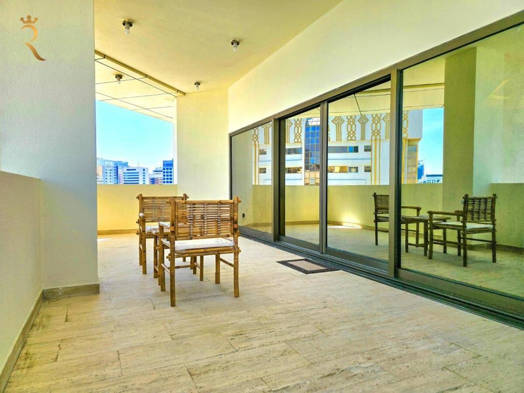 Fotografie z fotogalerie ubytování Timeless Elegance Italian-Style Penthouse Retreat v destinaci Abu Dhabi