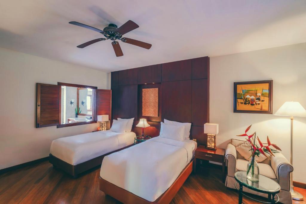 Family Room with Balcony - Daily Guest Activities