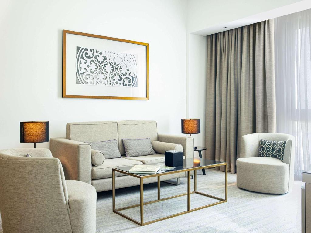 Posezení v ubytování Novotel Muscat Airport