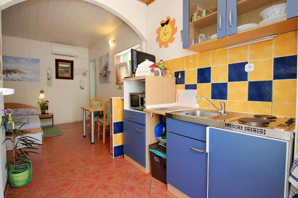 Kuchyňa alebo kuchynka v ubytovaní Apartment Renata