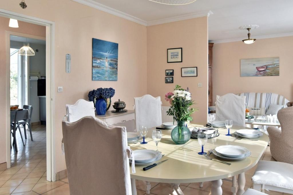 Χώρος καθιστικού στο Karome