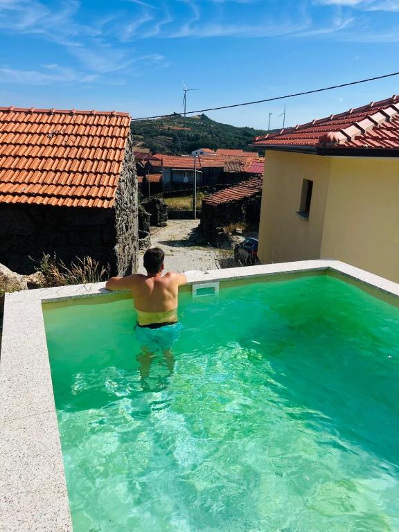 BezerreiraComVida-O refúgio do monte - Casa De Cuatro Dormitorios