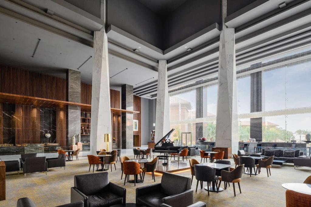 Posezení v ubytování Dusit Thani LakeView Cairo