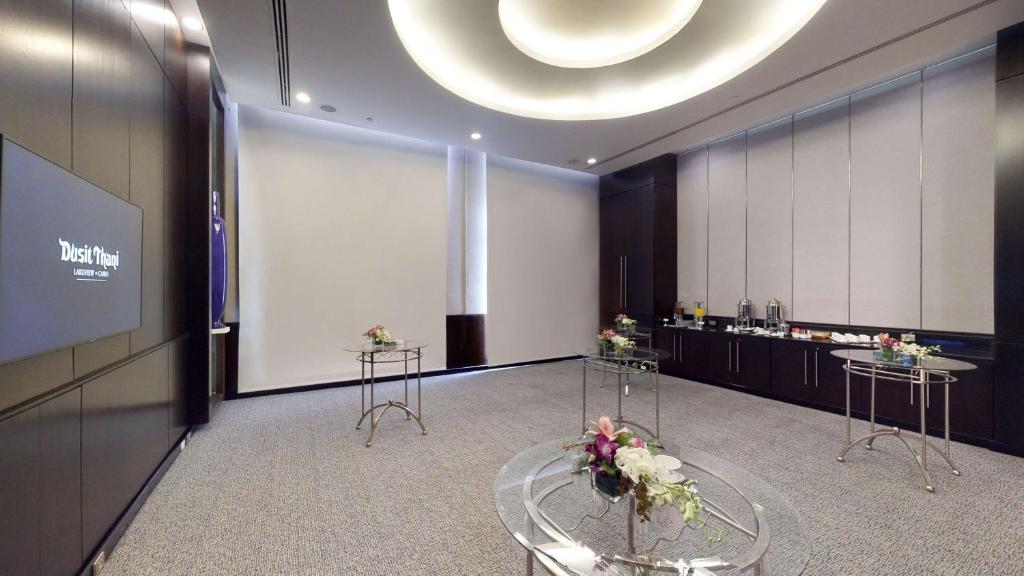 Konferenční prostory v ubytování Dusit Thani LakeView Cairo
