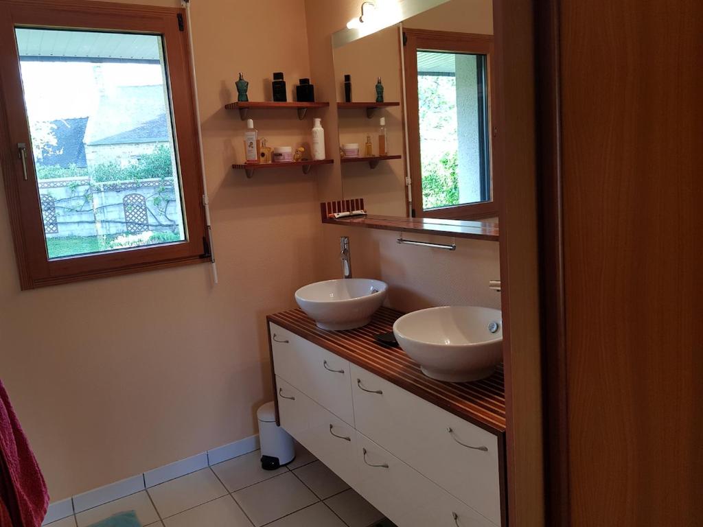 Kúpeľňa v ubytovaní Villa lumineuse 120m2, proche mer, Guidel
