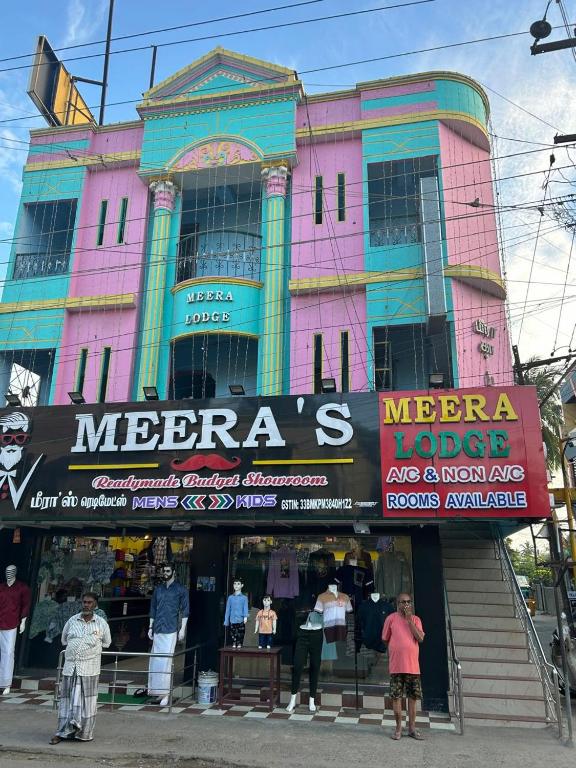 Meera Lodge - Housity
