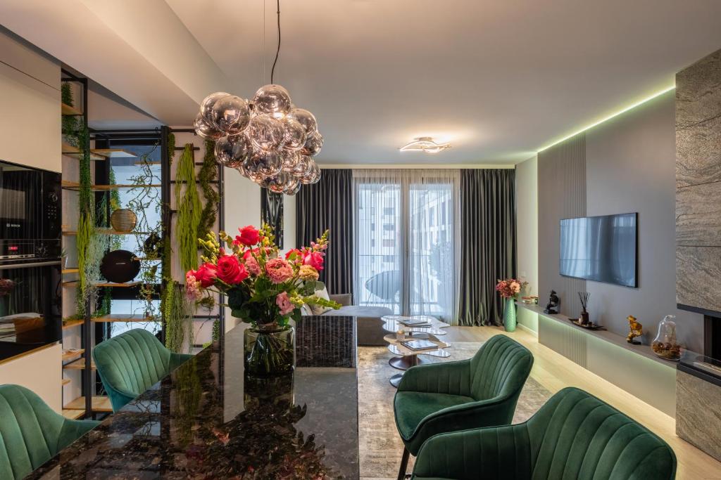 Stunning Vecchia Milano Luxury Suite Milan image
