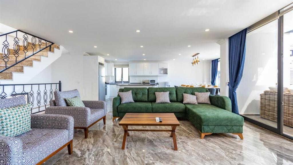 Posezení v ubytování Kalkan 5 Bedroom Villa 2833