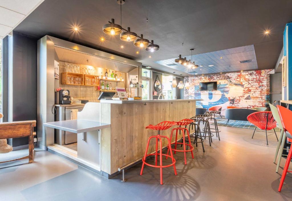 B&B HOTEL Marseille Bonneveine - Resim 25