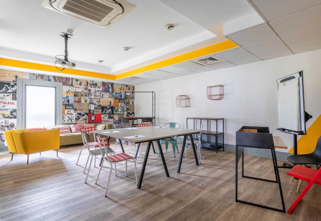 B&B HOTEL Marseille Bonneveine - Resim 11