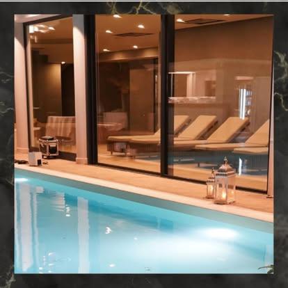 Bazén v ubytování Hotel Lemi nebo v jeho okolí