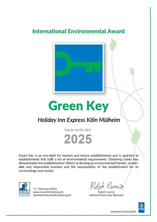 Certifikát, hodnocení, plakát nebo jiný dokument vystavený v ubytování Holiday Inn Express Cologne Muelheim by IHG