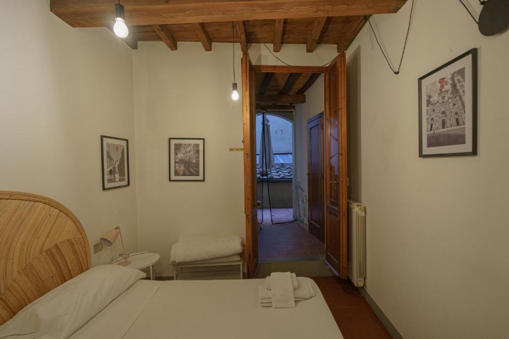 Traditional Florentine 1BR apartment close to Piazza Santa Croce - Appartement Met 1 Slaapkamer
