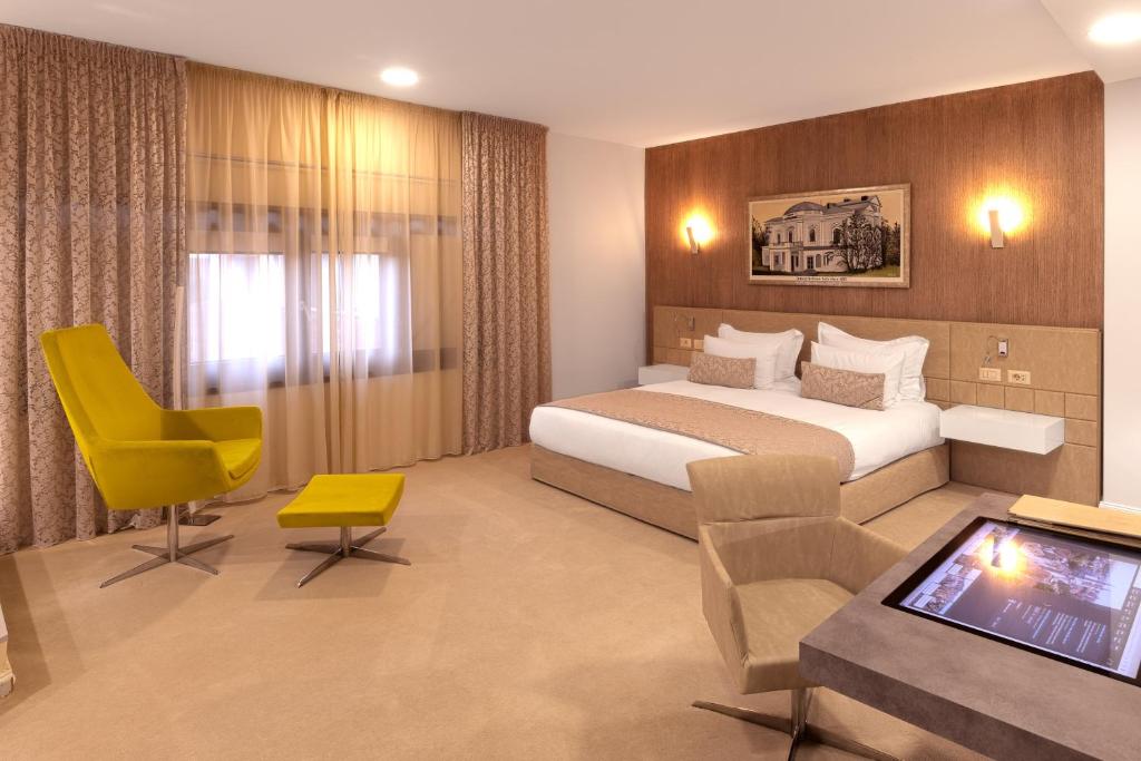 
Class Deluxe Premium Double Room
