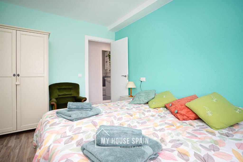 Postel nebo postele na pokoji v ubytování MyHouseSpain - Piso 3 habitaciones cerca playa San Lorenzo