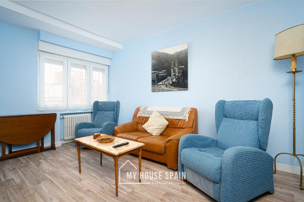 Posezení v ubytování MyHouseSpain - Piso 3 habitaciones cerca playa San Lorenzo