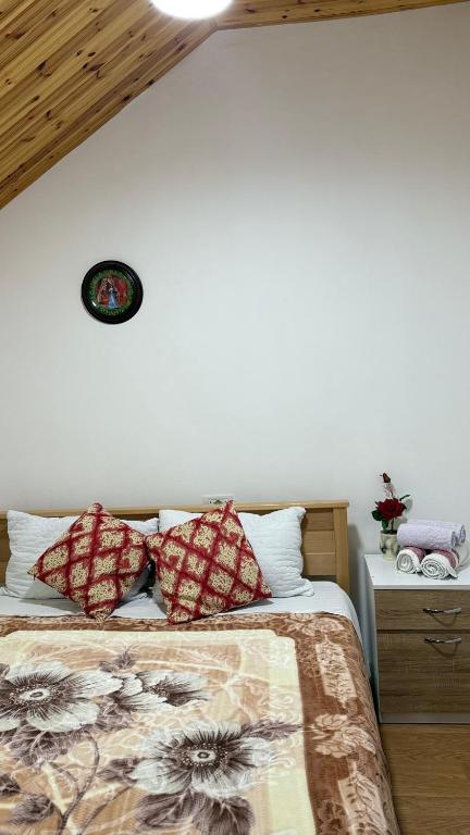 Łóżko lub łóżka w pokoju w obiekcie Guesthouse Makry
