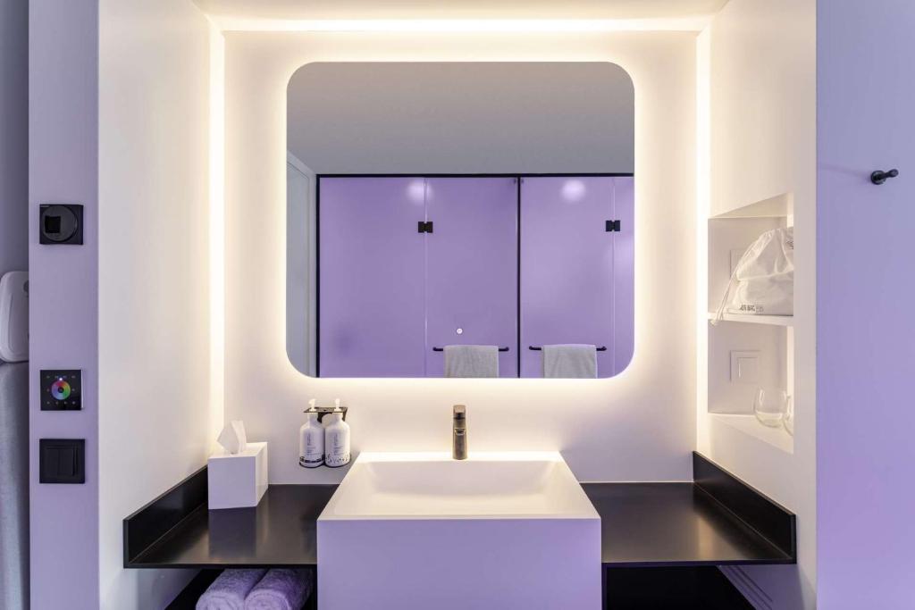 YOTEL Porto - Resim 18