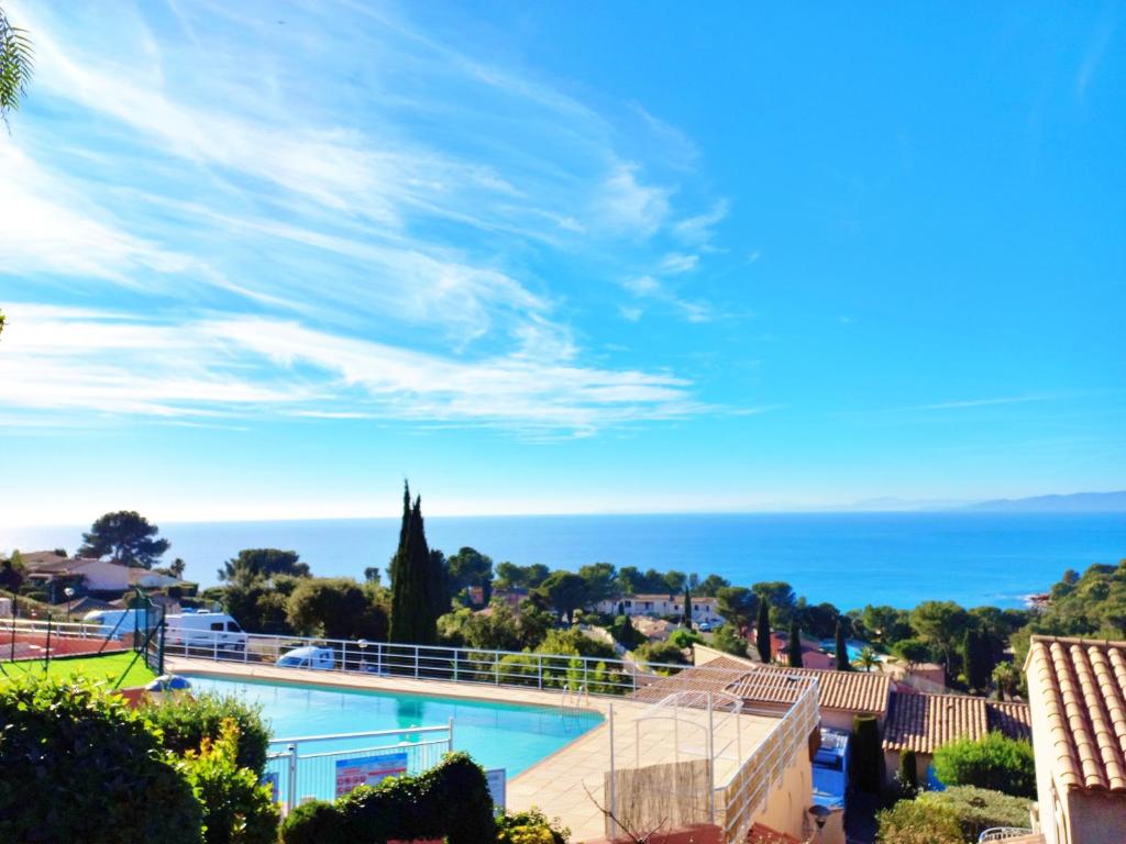 "Le Panorama" Studio 4pers-Vue mer-Piscine