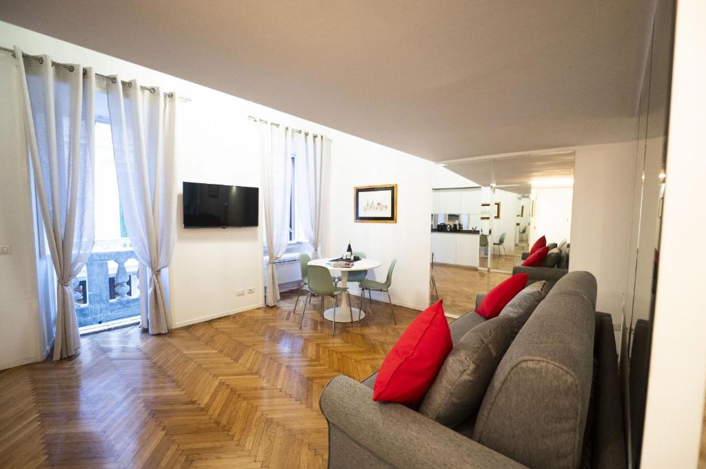Lovely Nest With Balcony by The Spanish Steps