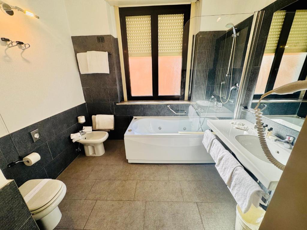Koupelna v ubytování Hotel Pex Mantova