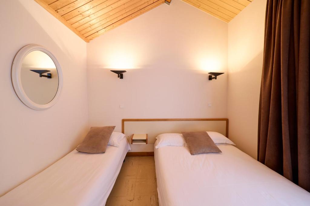 Hôtel-Restaurant Le Calice Du Gevaudan - A75 - Chambre Standard