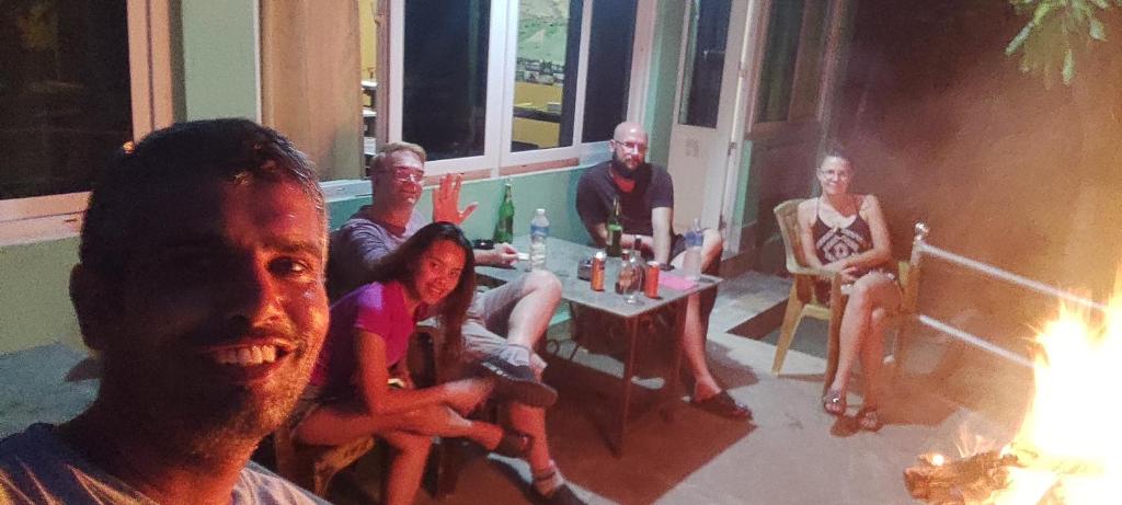 Hosté ubytování Hotel Rhino Land-Sauraha Family Home