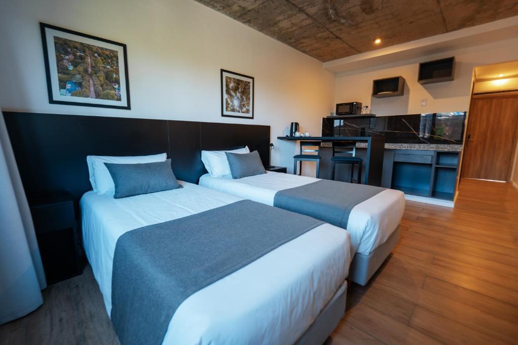 Mérit Parque Leloir by Amérian