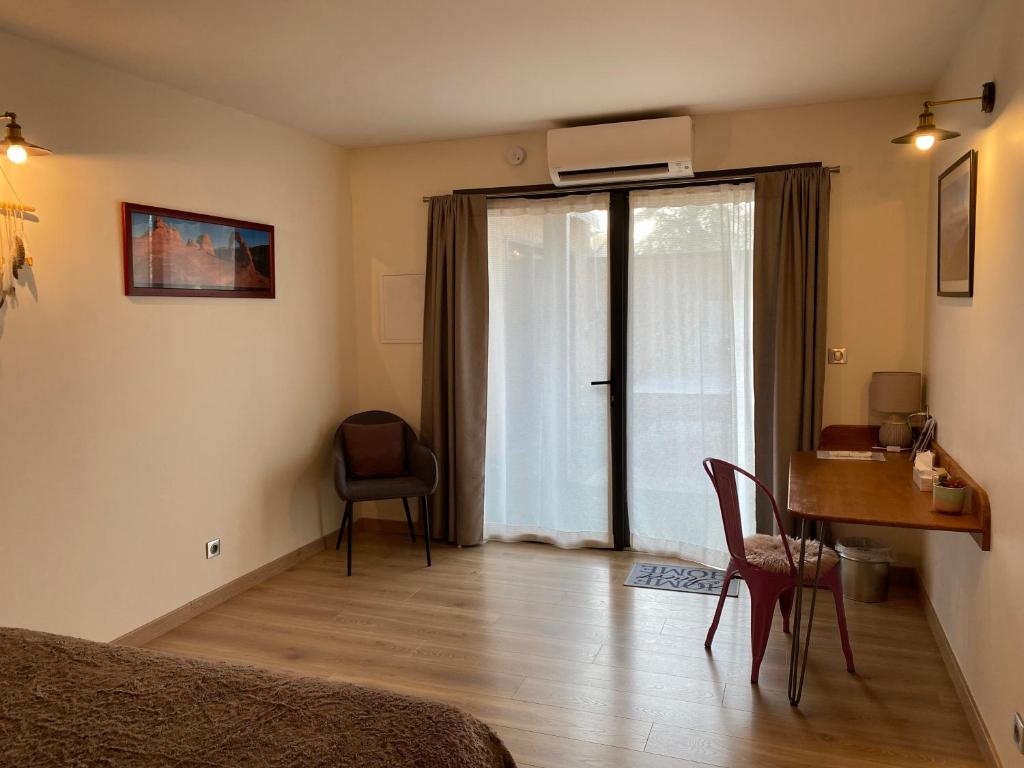 Au Petit Pressoir - Double Room