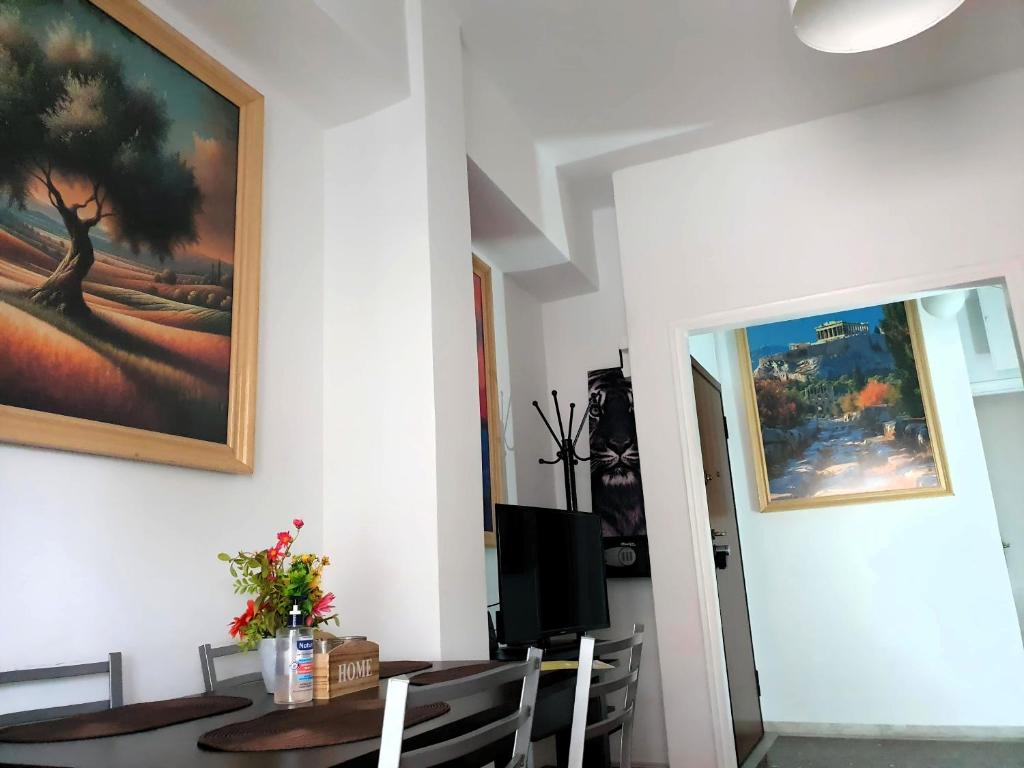 Telewizja i/lub zestaw kina domowego w obiekcie Success's Apartment