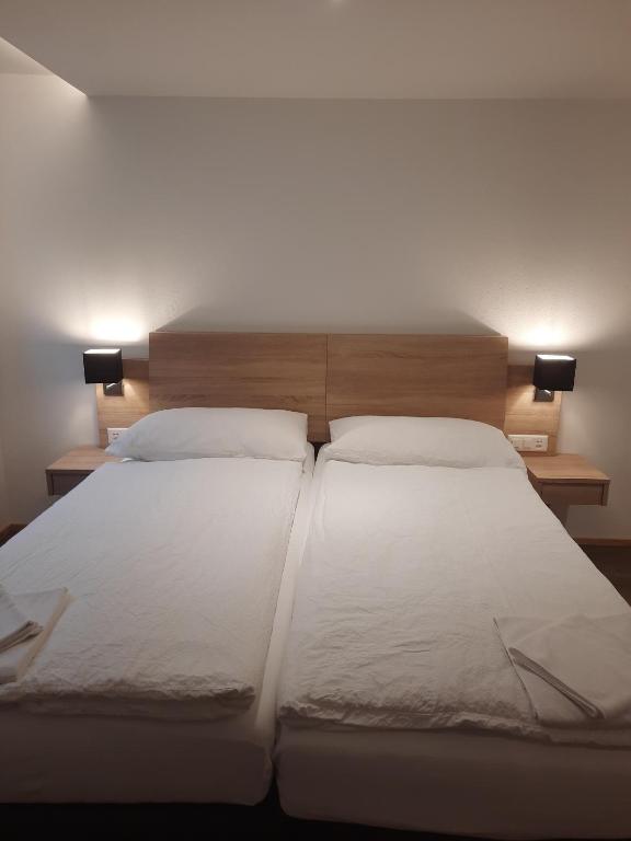 
Standard Studio - Annex
