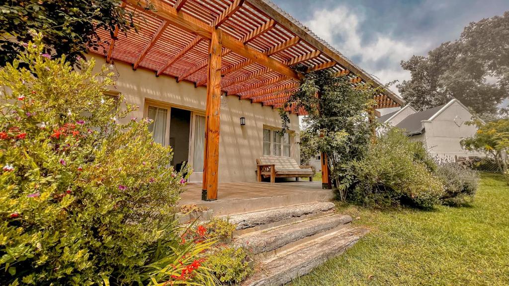 Κήπος έξω από το Casa Luca - Casa En Barrio Privado San Benito, Chapadmalal Para 6 PAX Con Pileta - Hola Sur