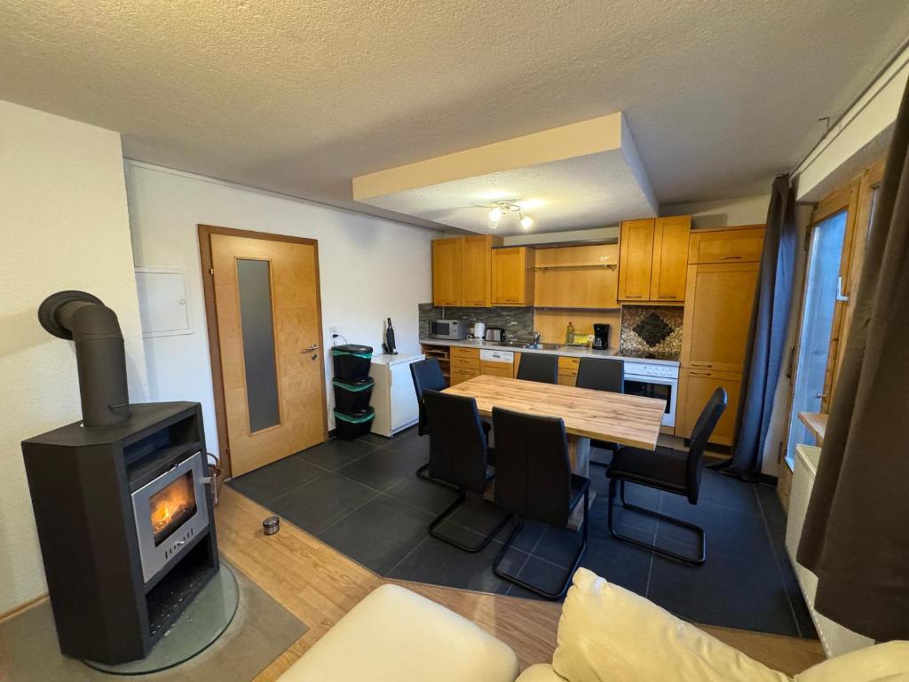 Kuchyň nebo kuchyňský kout v ubytování Apart Weitblick Executive Suite