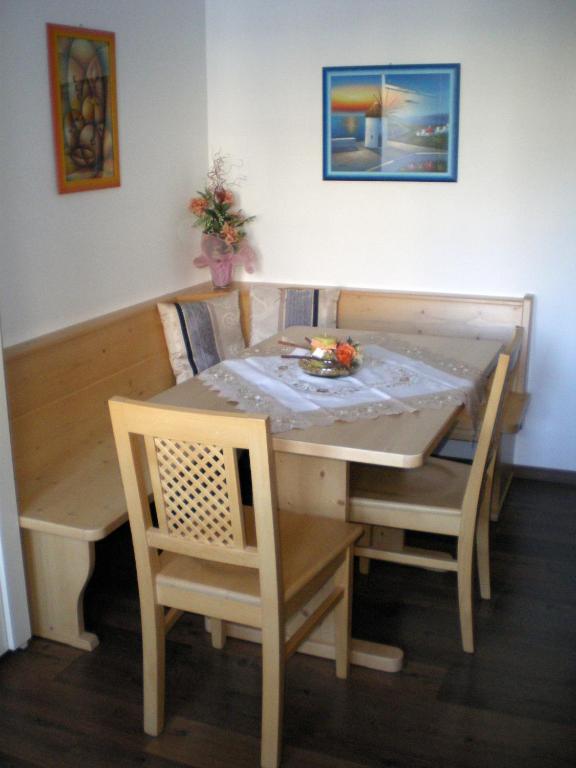 Posezení v ubytování Hotel Garni Arnica