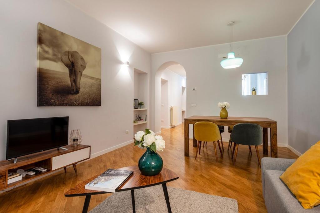 Luxury Design Apt in Brera District - B Home