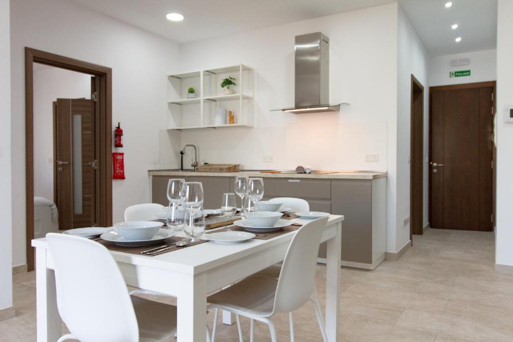 Kuchyň nebo kuchyňský kout v ubytování Sandstone Apartment 17