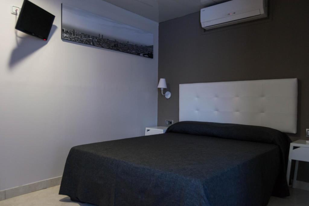 Hostal Sant Pau - 2
