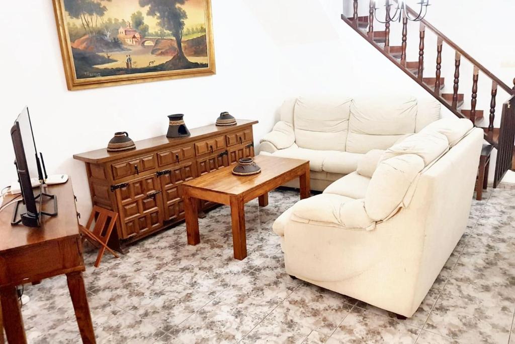 Posedenie v ubytovaní Charming house with private pool and mountain view