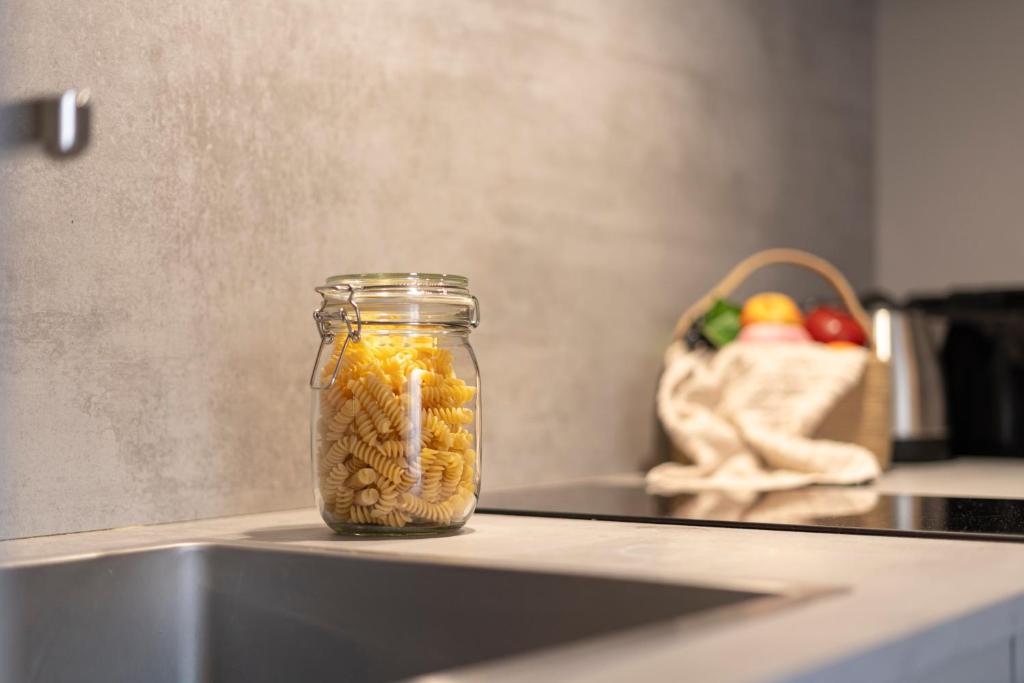 Kuchyňa alebo kuchynka v ubytovaní Design Studio - Piazzale Lodi - Porta Romana
