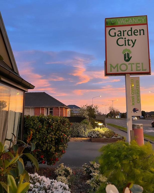 Garden City Motel - Resim 10