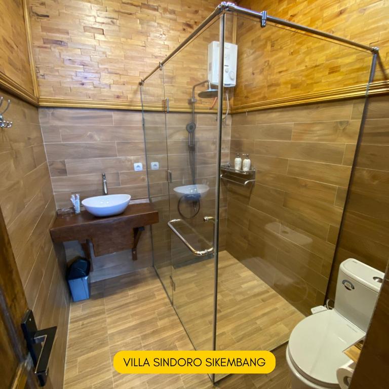Koupelna v ubytování Bagas Luxury Camp Telaga Menjer