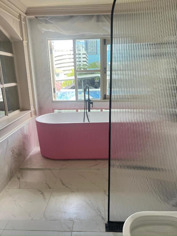 V20 Boutique Jacuzzi Hotel - Resim 35