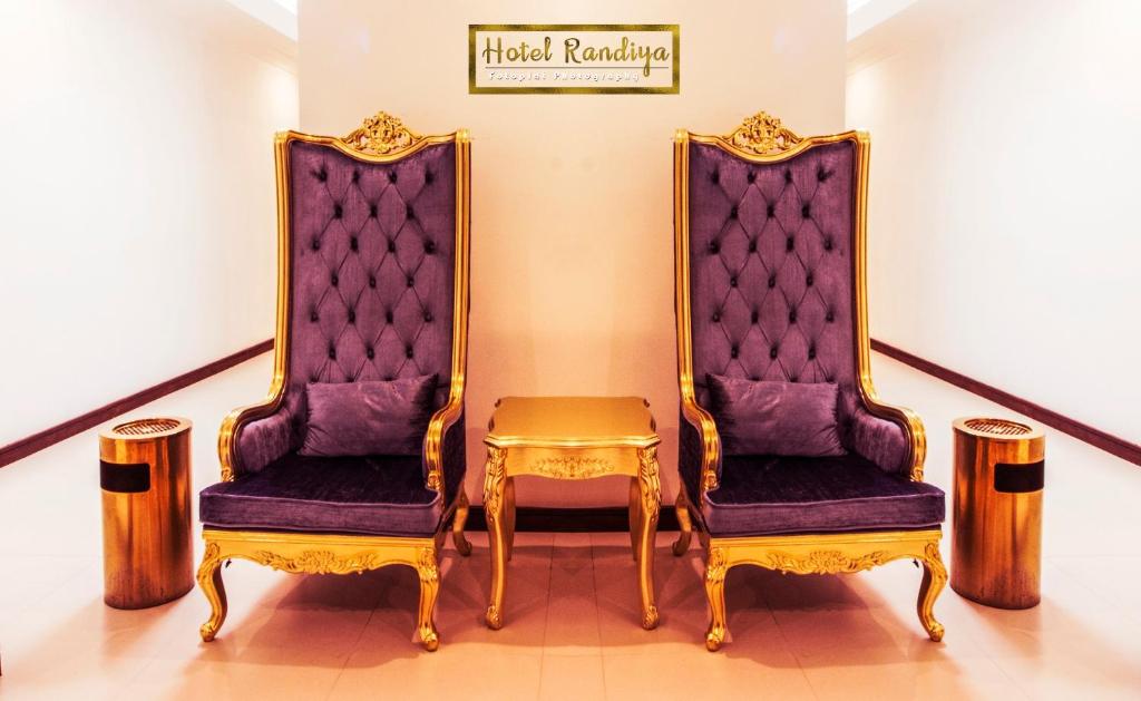 Posezení v ubytování Hotel Randiya Anuradhapura