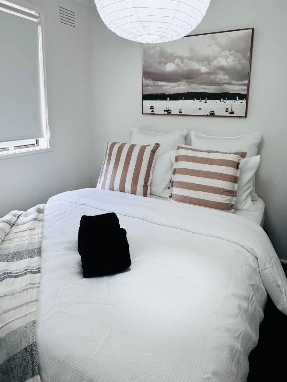 Voodi või voodid majutusasutuse Modern Escape with Open Yard toas