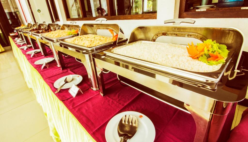 Fotografie z fotogalerie ubytování Hotel Randiya Anuradhapura v destinaci Anuradhápura