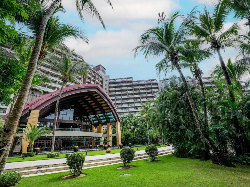 Zahrada ubytování Pullman Oceanview Sanya Bay Resort & Spa