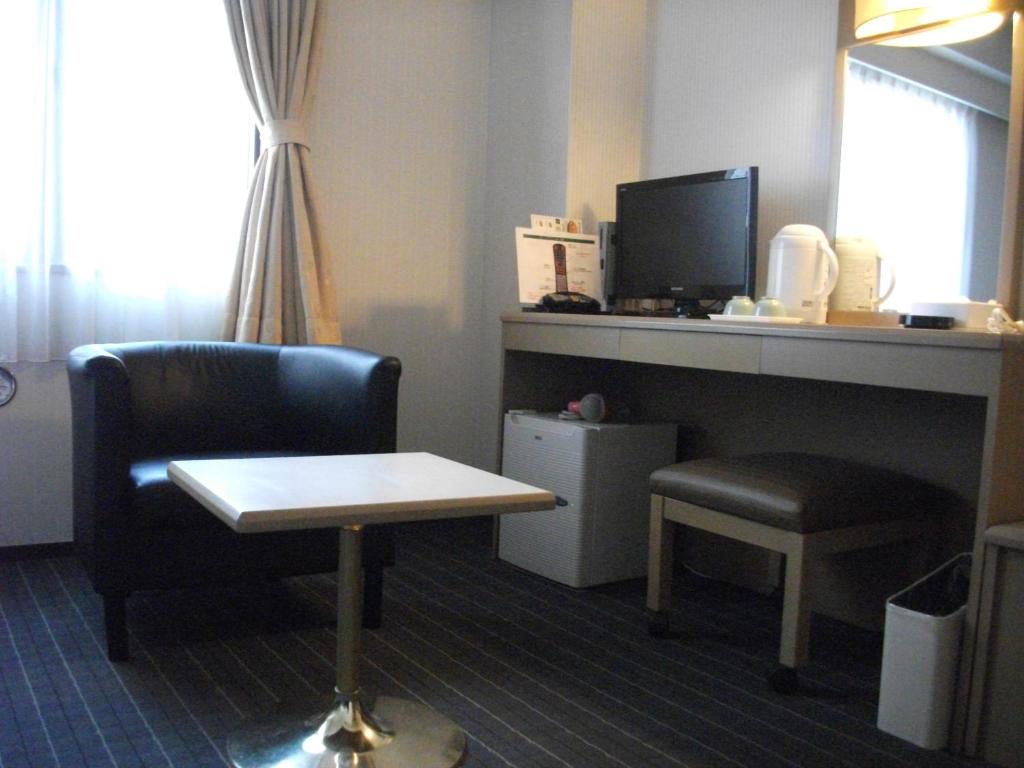 TV a/nebo společenská místnost v ubytování Hotel Crown Hills Sagamihara