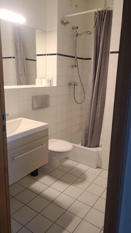 Koupelna v ubytování Appartement-Hotel Rostock
